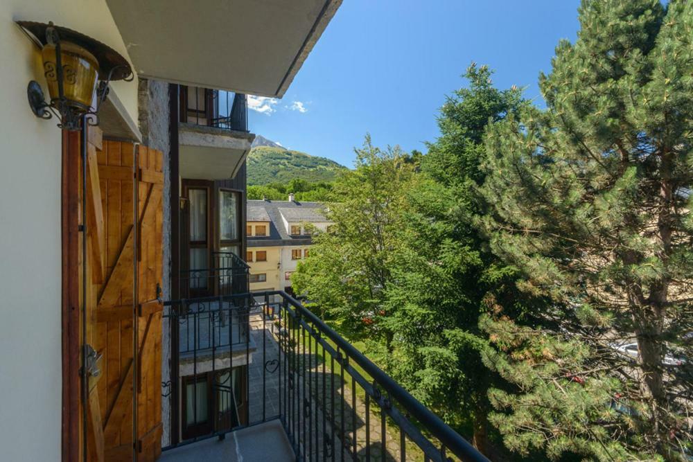 Panticosa Brazato Apartment Bagian luar foto